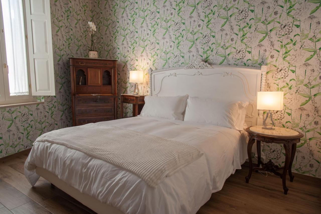 La Soffitta Covelli Bed & Breakfast Trani Exterior photo