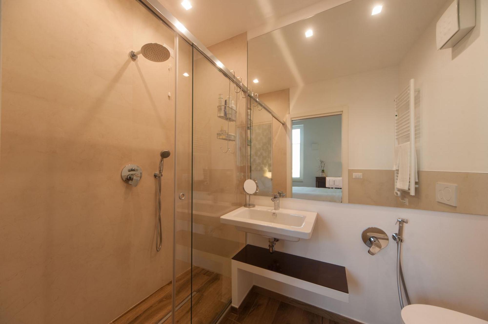 La Soffitta Covelli Bed & Breakfast Trani Exterior photo
