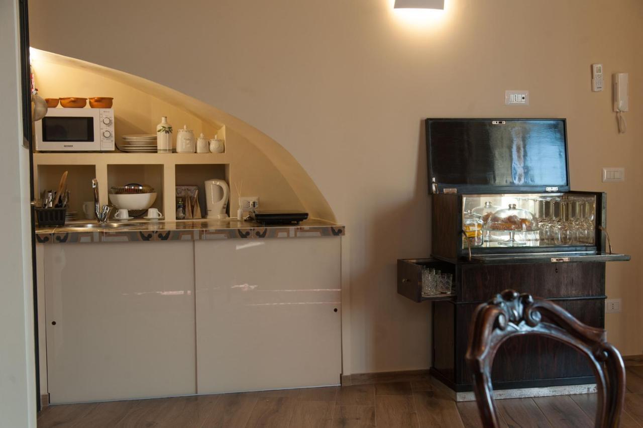 La Soffitta Covelli Bed & Breakfast Trani Exterior photo